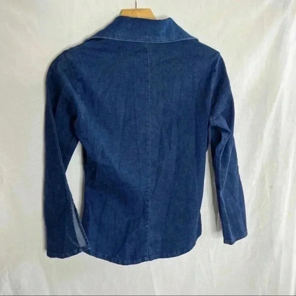 Friends size medium longsleeve top chambray denim - Picture 6 of 6